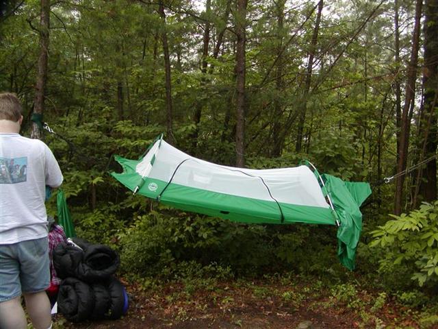 18:hammock tent.JPG