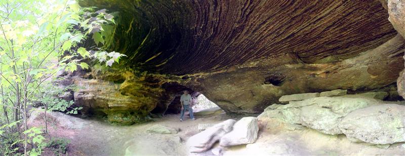A pano of the north side of Turtleback Arch<br>65:turtlebackarch1.jpg